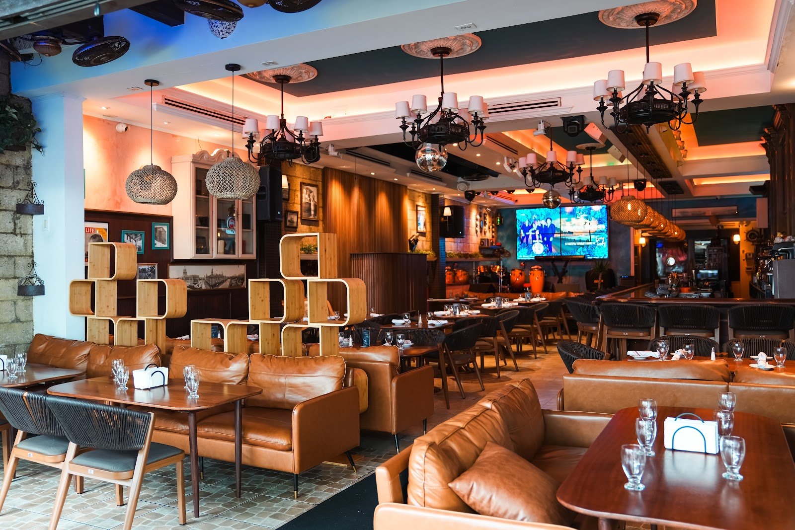SALA'O CUBAN RESTAURANT & BAR - LIVE MUSIC