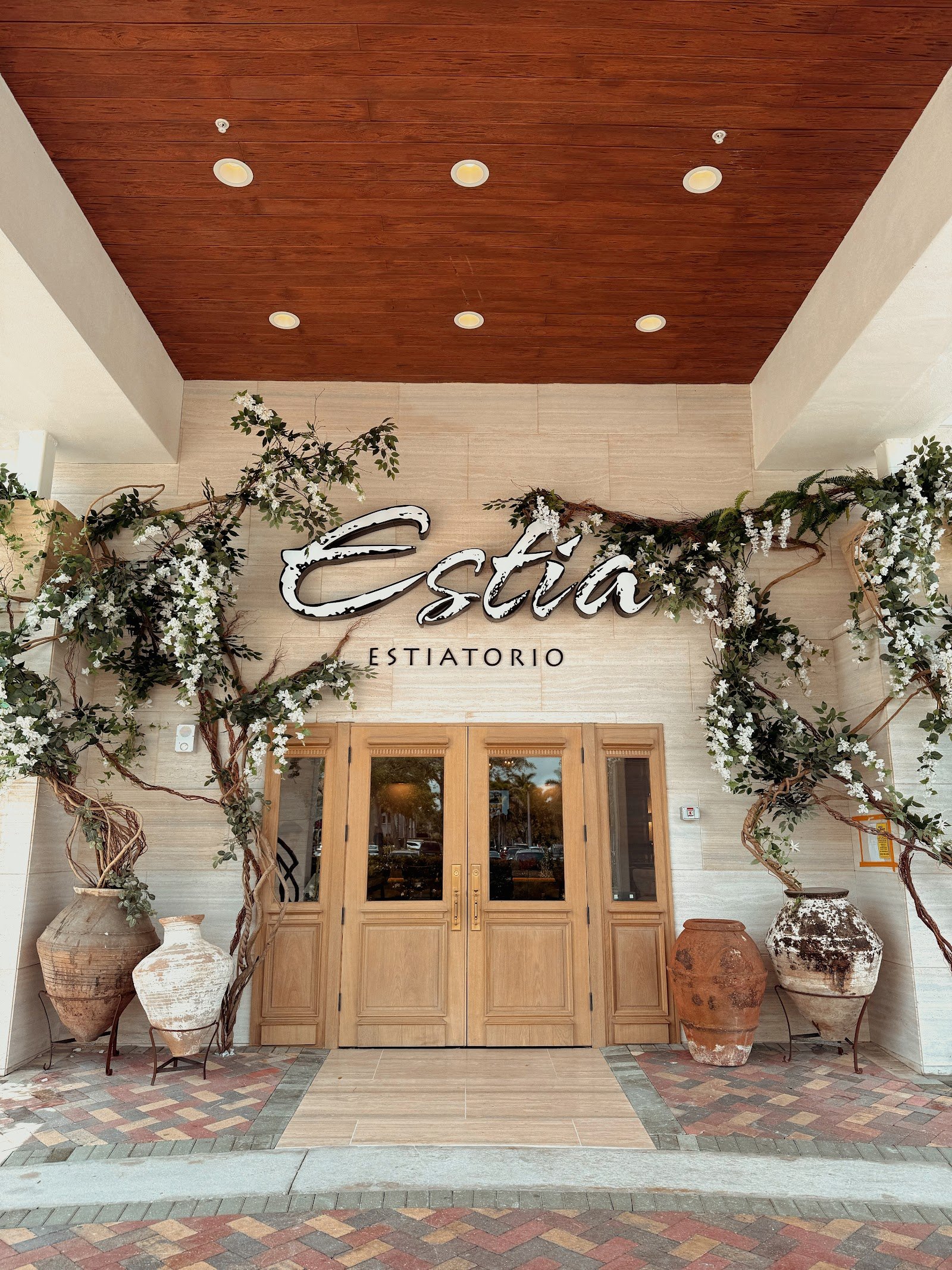 ESTIA NAPLES