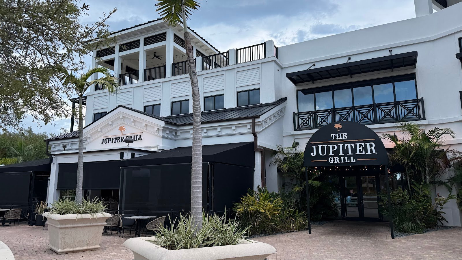 THE JUPITER GRILL