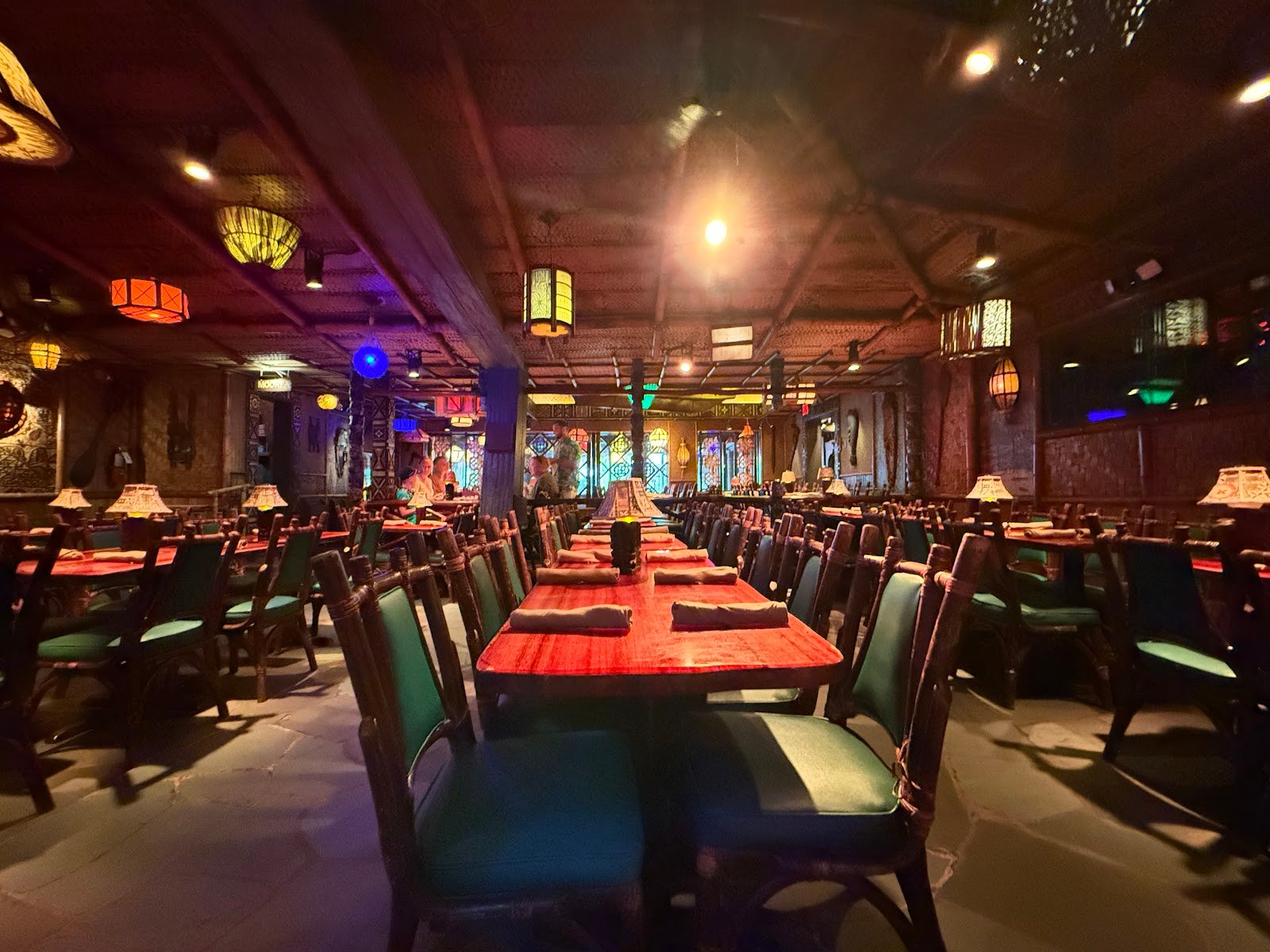 MAI-KAI RESTAURANT AND POLYNESIAN SHOW